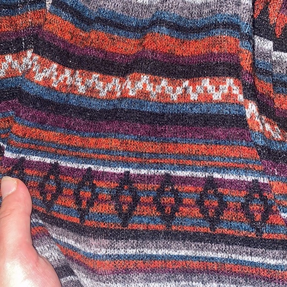 Hooded Aztec-Pattern Cardigan - Picture 2 of 2